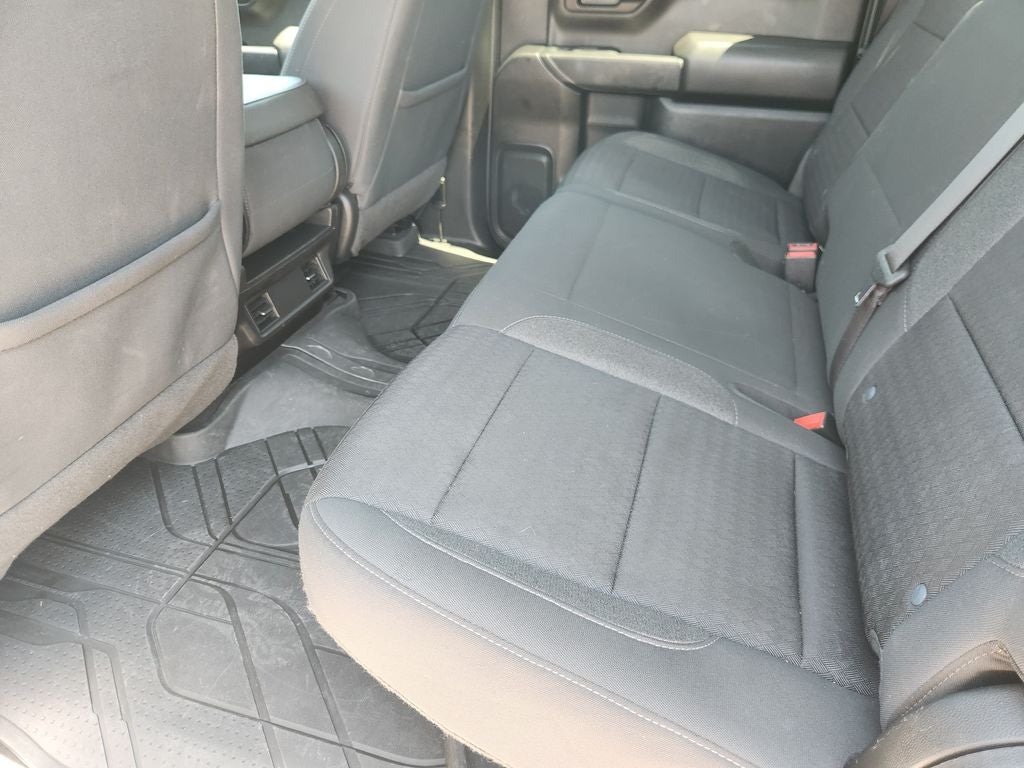 2023 Chevrolet Silverado 1500 2WD Crew Cab Short Bed Custom