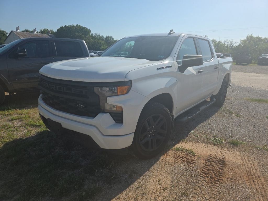 2023 Chevrolet Silverado 1500 2WD Crew Cab Short Bed Custom