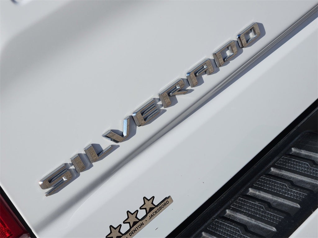 2024 Chevrolet Silverado 1500 2WD Crew Cab Short Bed Custom