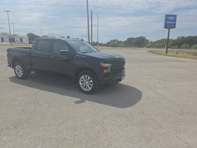 2022 Chevrolet Silverado 1500 2WD Crew Cab Short Bed Custom