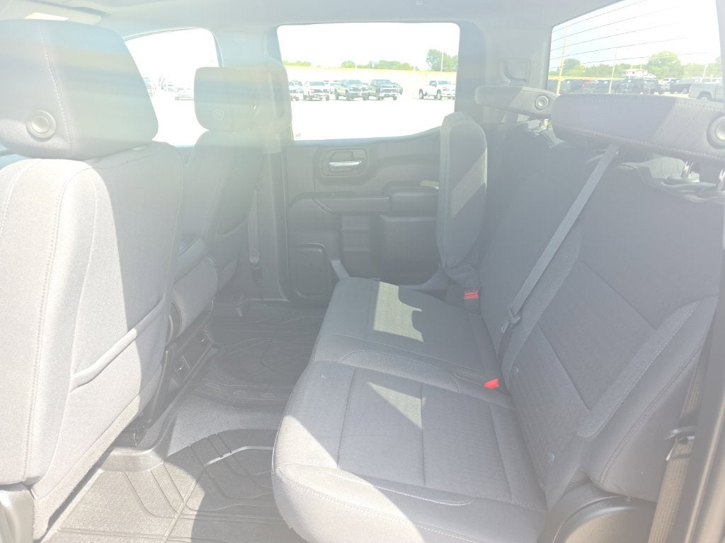 2022 Chevrolet Silverado 1500 2WD Crew Cab Short Bed Custom