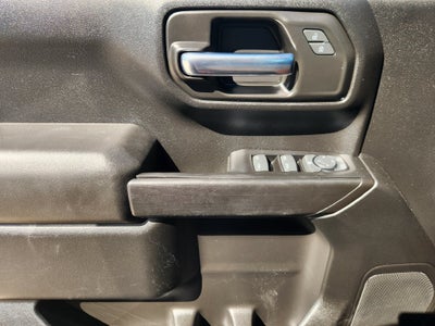 2022 Chevrolet Silverado 1500 2WD Crew Cab Short Bed Custom