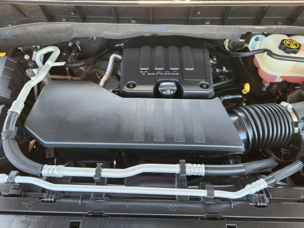 2022 Chevrolet Silverado 1500 2WD Crew Cab Short Bed Custom