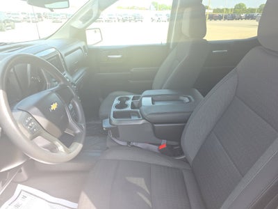 2022 Chevrolet Silverado 1500 2WD Crew Cab Short Bed Custom