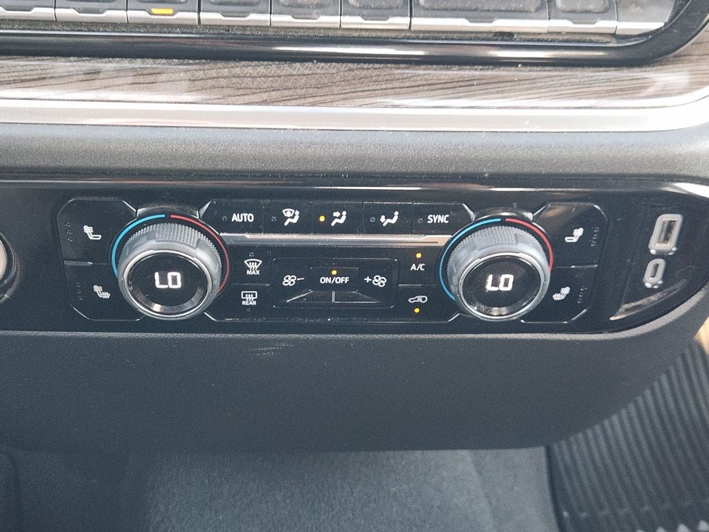 2023 Chevrolet Silverado 1500 2WD Crew Cab Short Bed LT