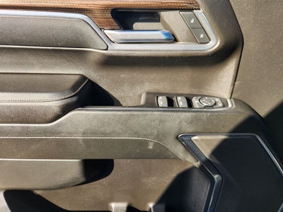 2023 Chevrolet Silverado 1500 2WD Crew Cab Short Bed LT