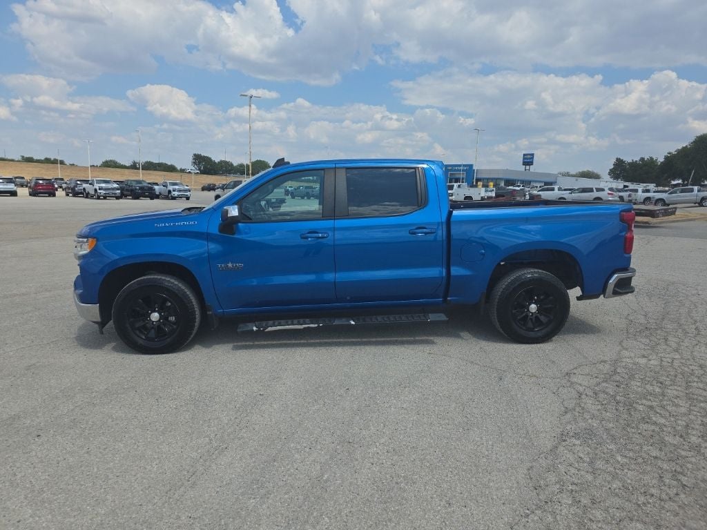 2023 Chevrolet Silverado 1500 2WD Crew Cab Short Bed LT