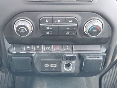 2024 Chevrolet Silverado 1500 4WD Crew Cab Short Bed Custom