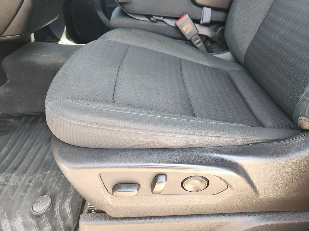 2024 Chevrolet Silverado 1500 4WD Crew Cab Short Bed Custom
