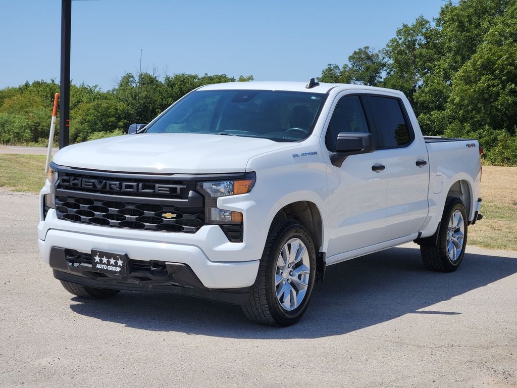 2024 Chevrolet Silverado 1500 4WD Crew Cab Short Bed Custom