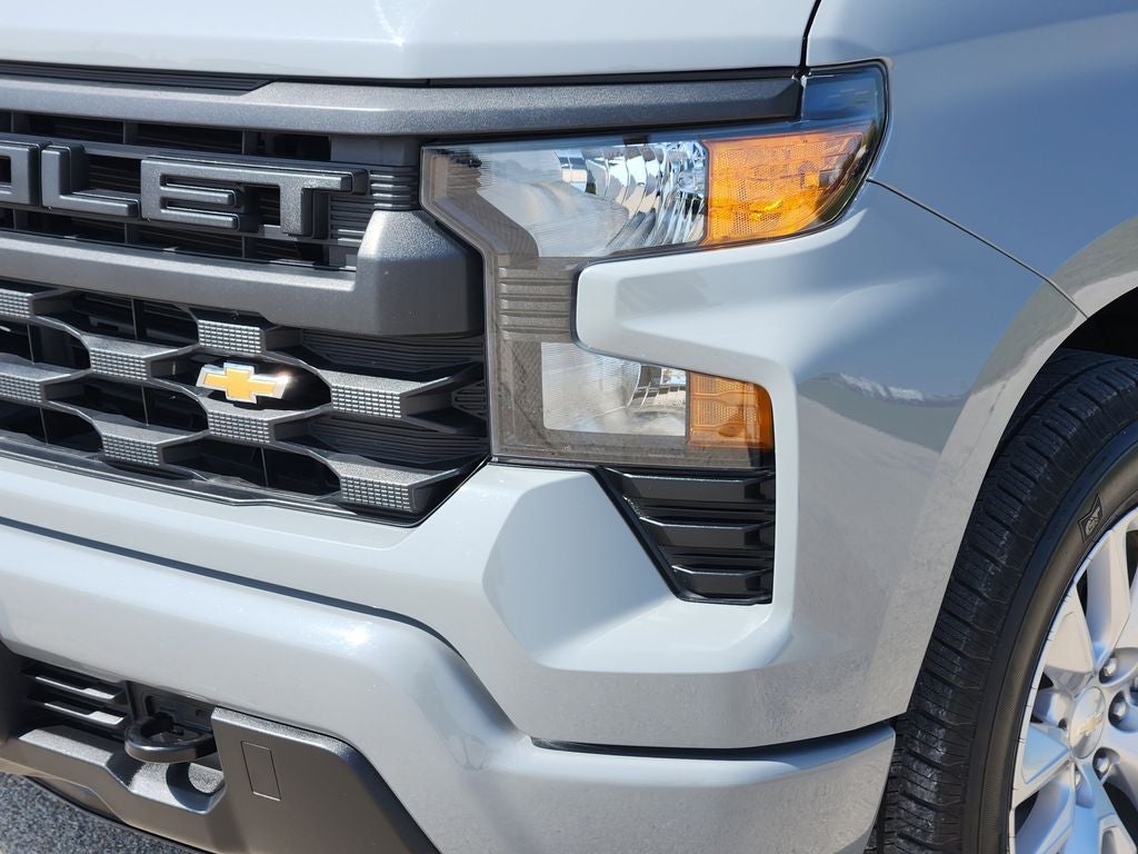 2024 Chevrolet Silverado 1500 2WD Double Cab Standard Bed Custom