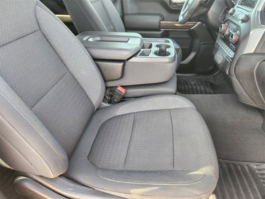 2022 Chevrolet Silverado 1500 LTD 4WD Crew Cab Short Bed LT