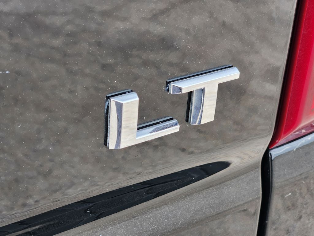 2022 Chevrolet Silverado 1500 LTD 4WD Crew Cab Short Bed LT