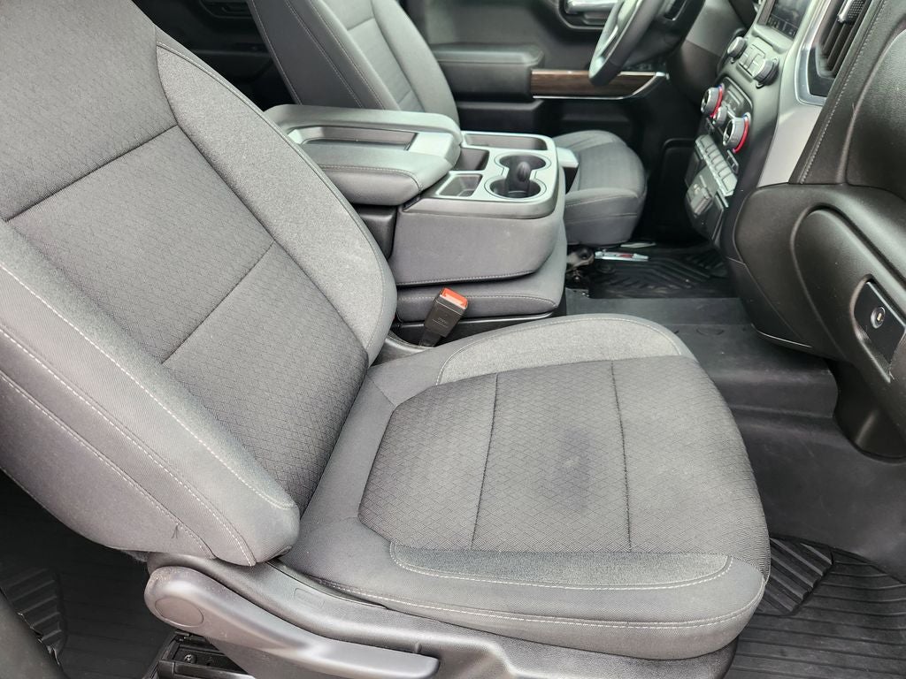 2022 Chevrolet Silverado 1500 LTD 4WD Crew Cab Short Bed LT