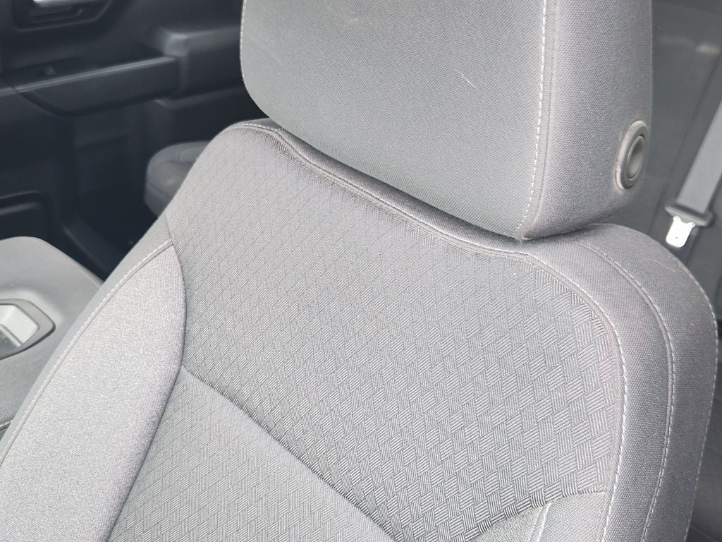 2022 Chevrolet Silverado 1500 LTD 4WD Crew Cab Short Bed LT