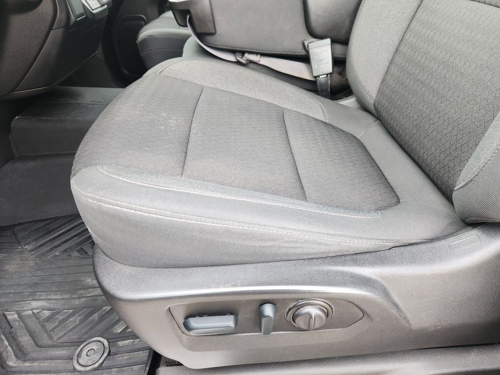 2022 Chevrolet Silverado 1500 LTD 4WD Crew Cab Short Bed LT