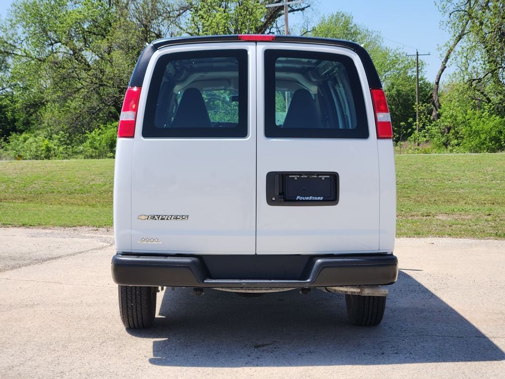 2025 Chevrolet Express Cargo RWD 2500 Regular Wheelbase WT