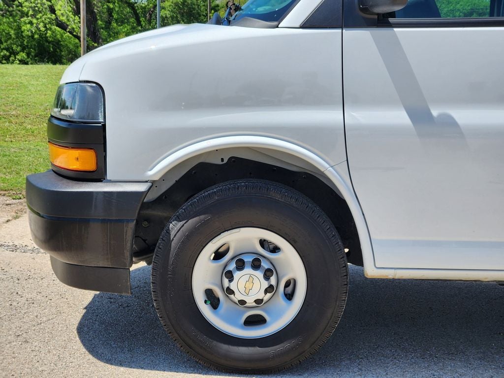 2025 Chevrolet Express Cargo RWD 2500 Regular Wheelbase WT