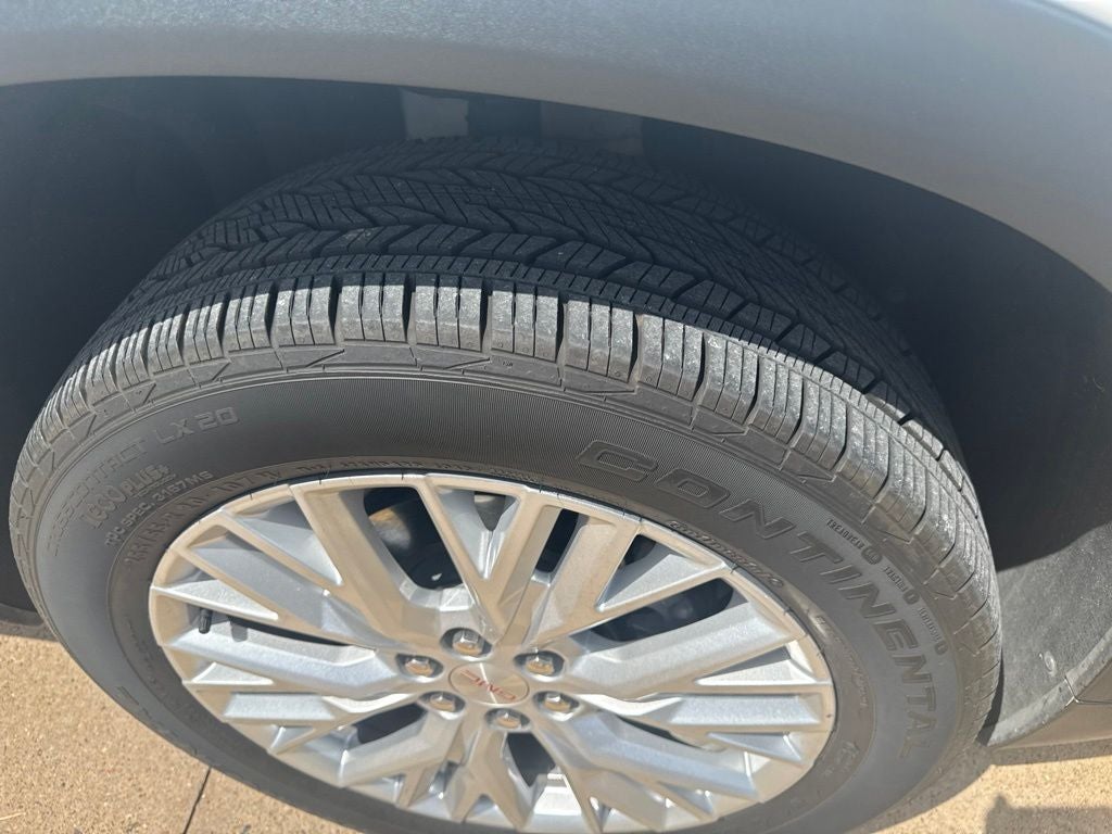 2025 GMC Acadia FWD Elevation