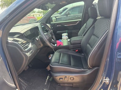 2024 GMC Acadia FWD Denali