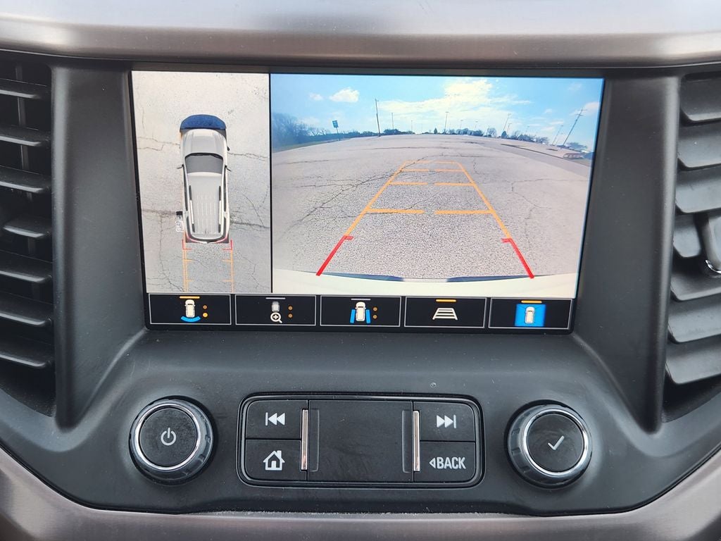 2023 GMC Acadia AWD AT4