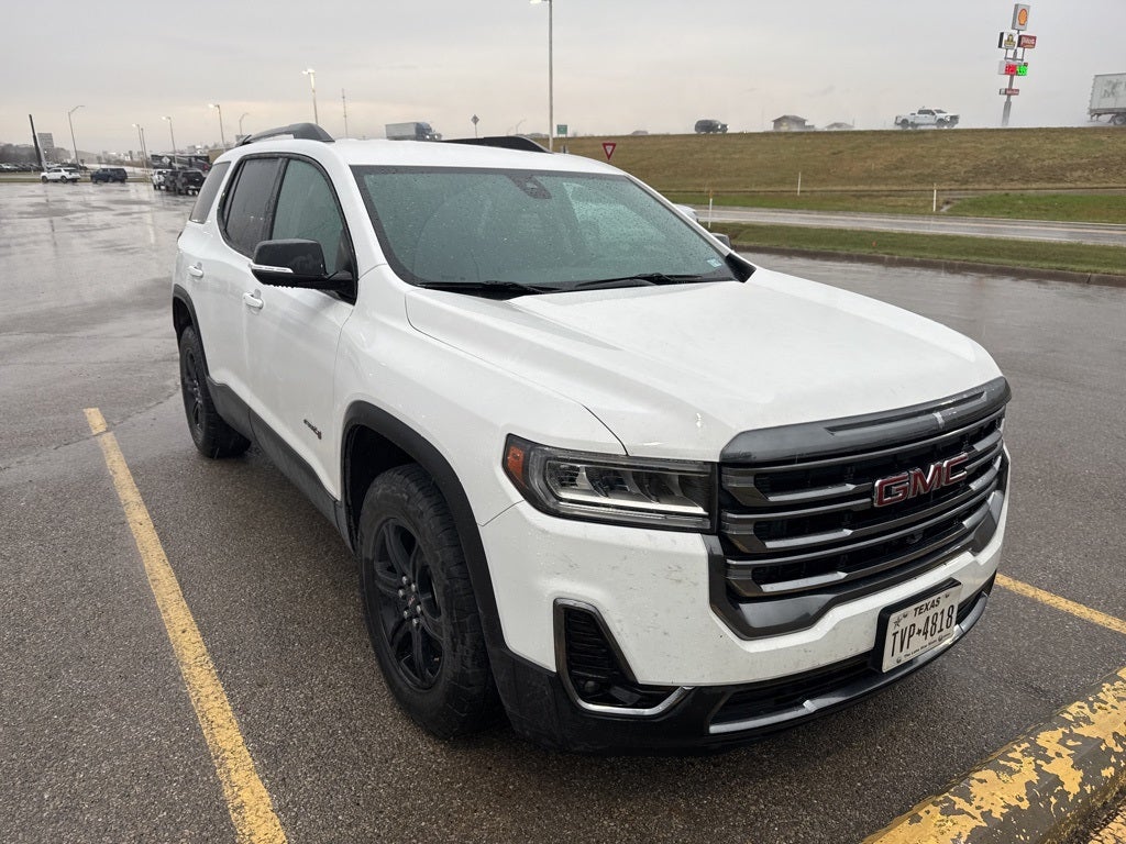 2023 GMC Acadia AT4