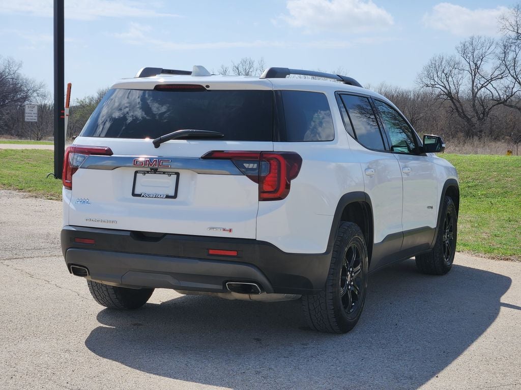 2023 GMC Acadia AWD AT4