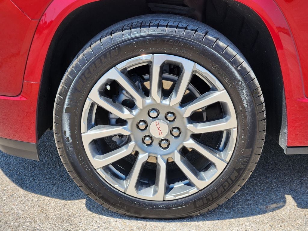 2023 GMC Acadia FWD Denali