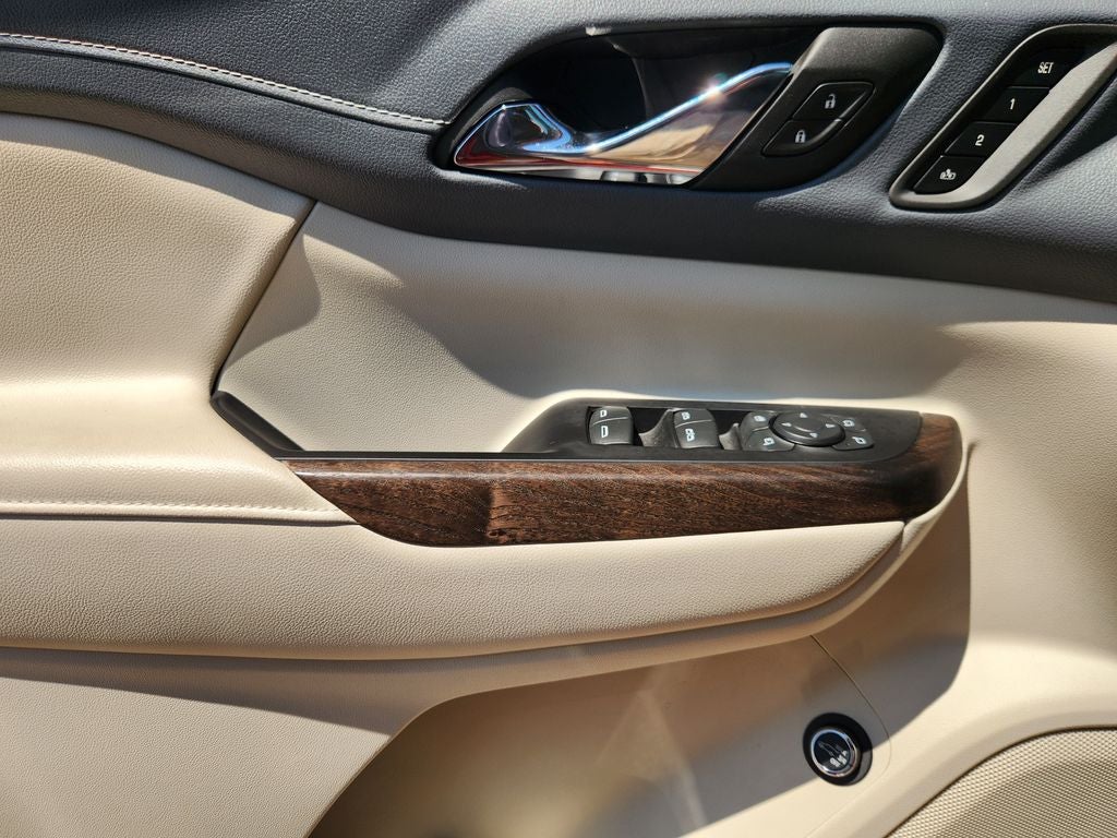 2023 GMC Acadia FWD Denali