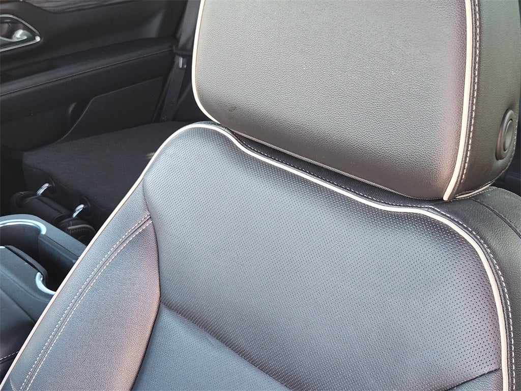 2023 GMC Yukon 4WD SLT