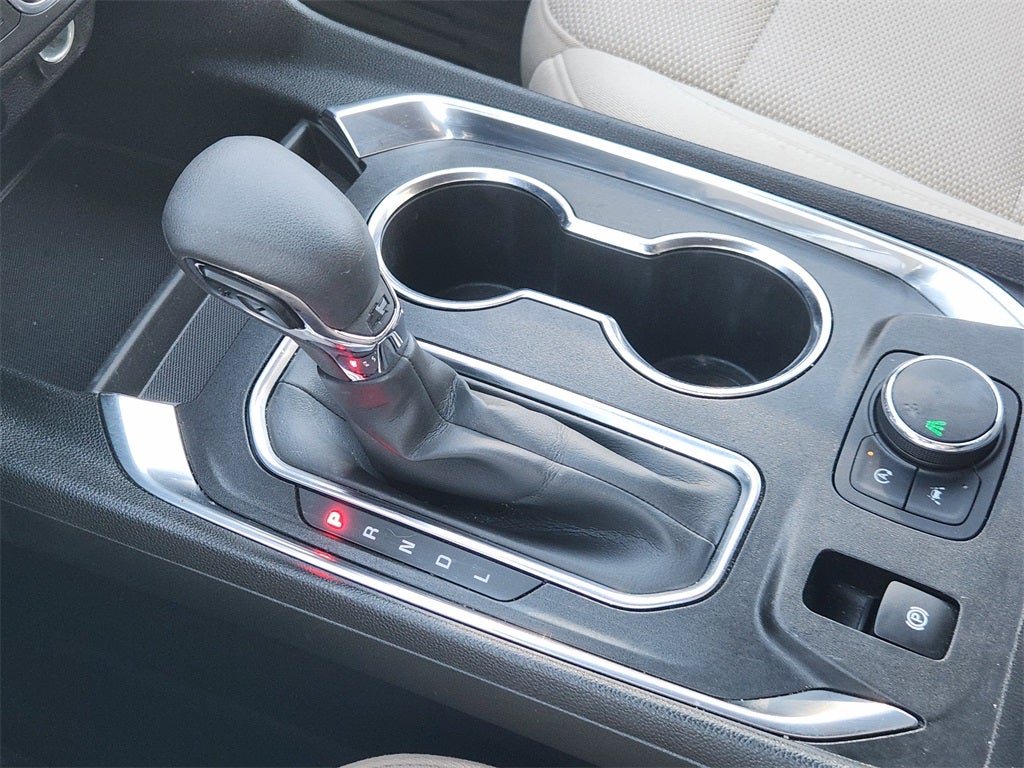 2022 Chevrolet Traverse FWD LS