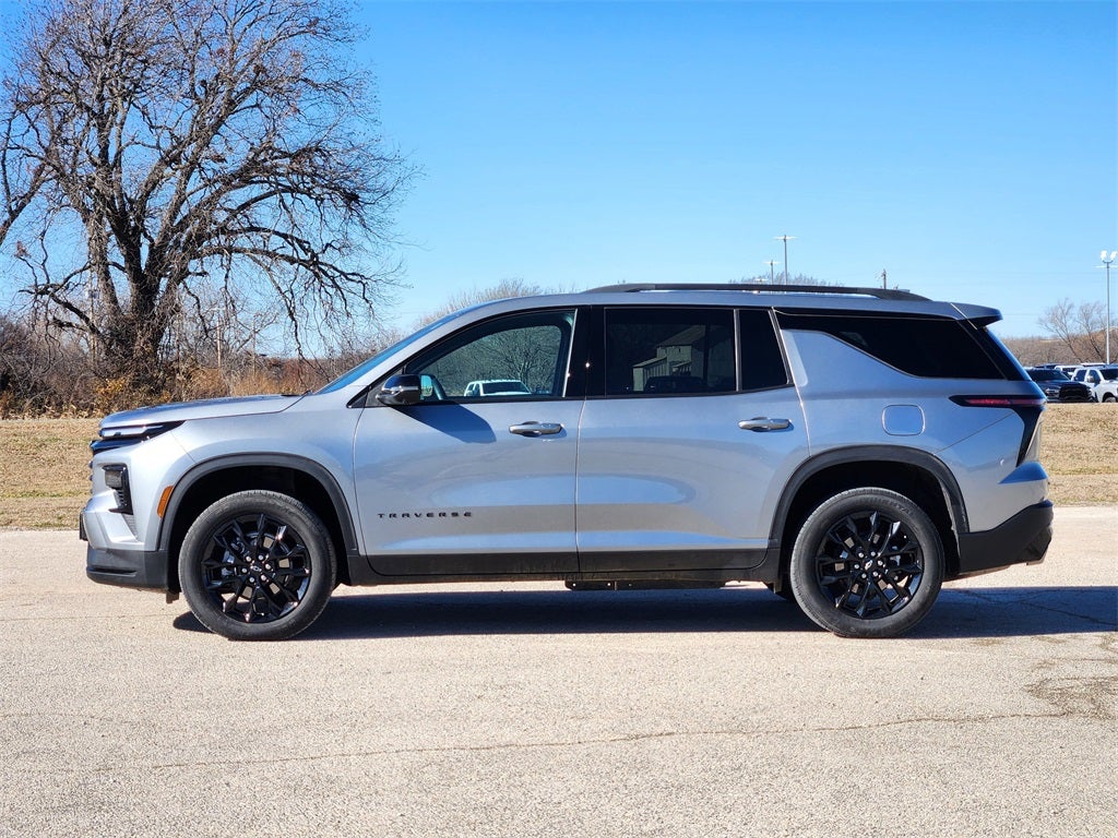 2024 Chevrolet Traverse FWD LT