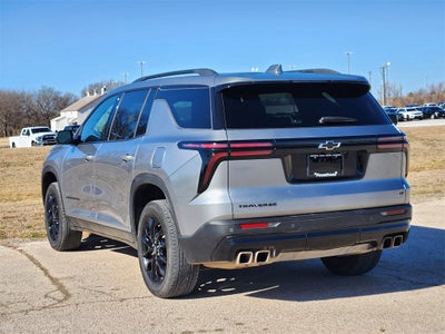 2024 Chevrolet Traverse FWD LT