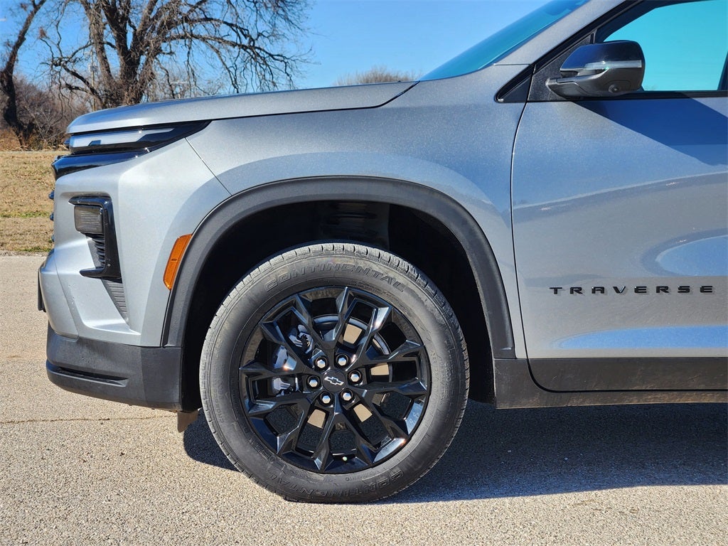 2024 Chevrolet Traverse FWD LT