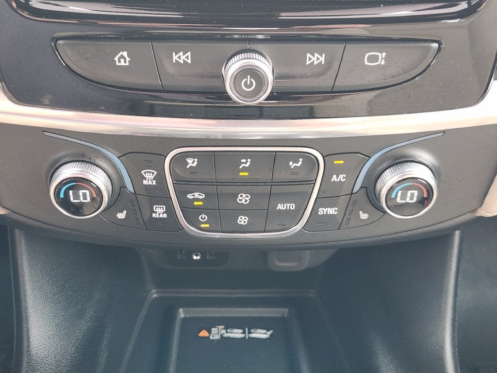 2023 Chevrolet Traverse FWD LT Cloth