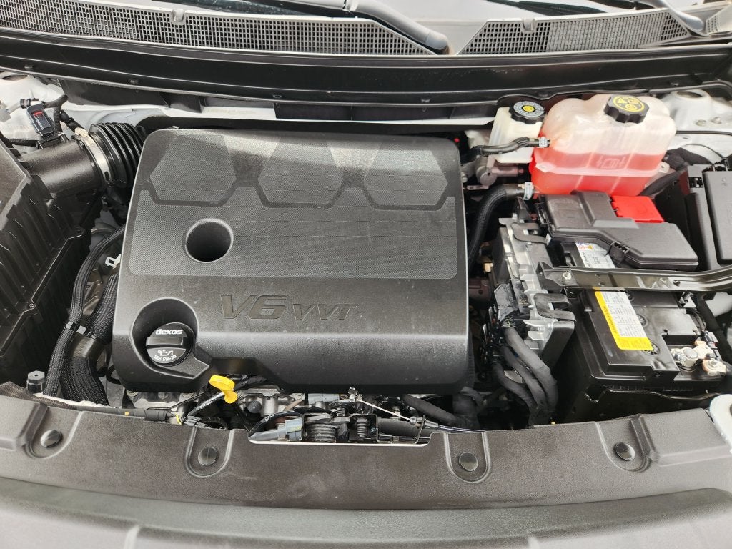2023 Chevrolet Traverse FWD LT Cloth