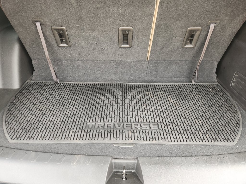 2023 Chevrolet Traverse FWD LT Cloth