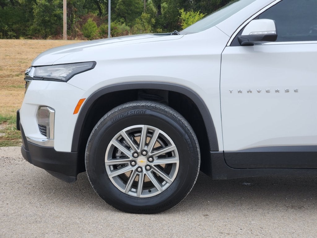 2023 Chevrolet Traverse FWD LT Cloth