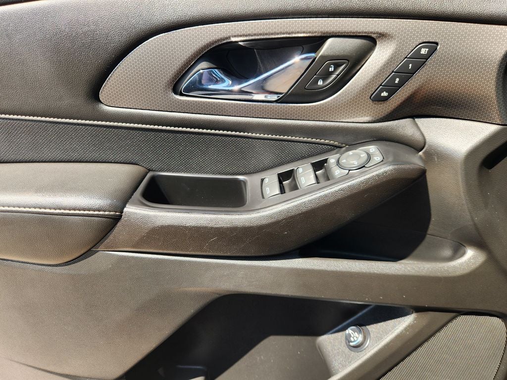 2023 Chevrolet Traverse FWD Premier