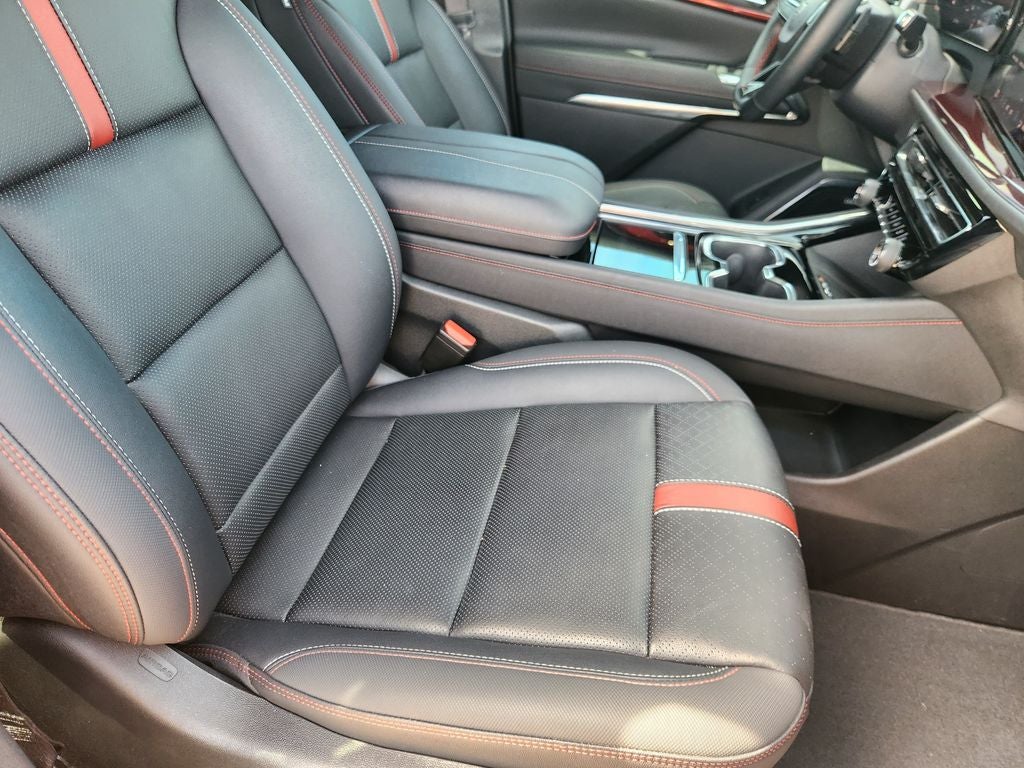 2024 Chevrolet Traverse FWD RS