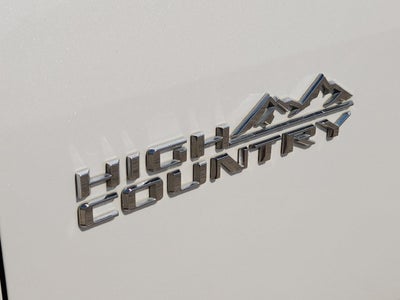 2023 Chevrolet Traverse FWD High Country