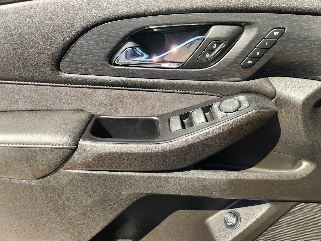 2023 Chevrolet Traverse FWD High Country