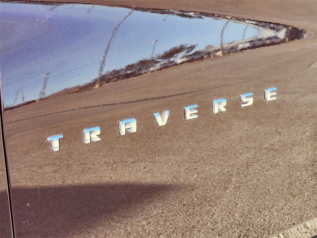 2021 Chevrolet Traverse FWD High Country