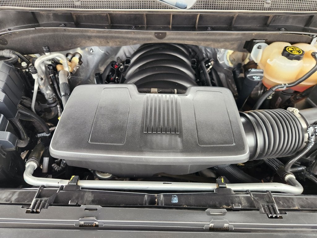 2023 Chevrolet Tahoe 2WD RST