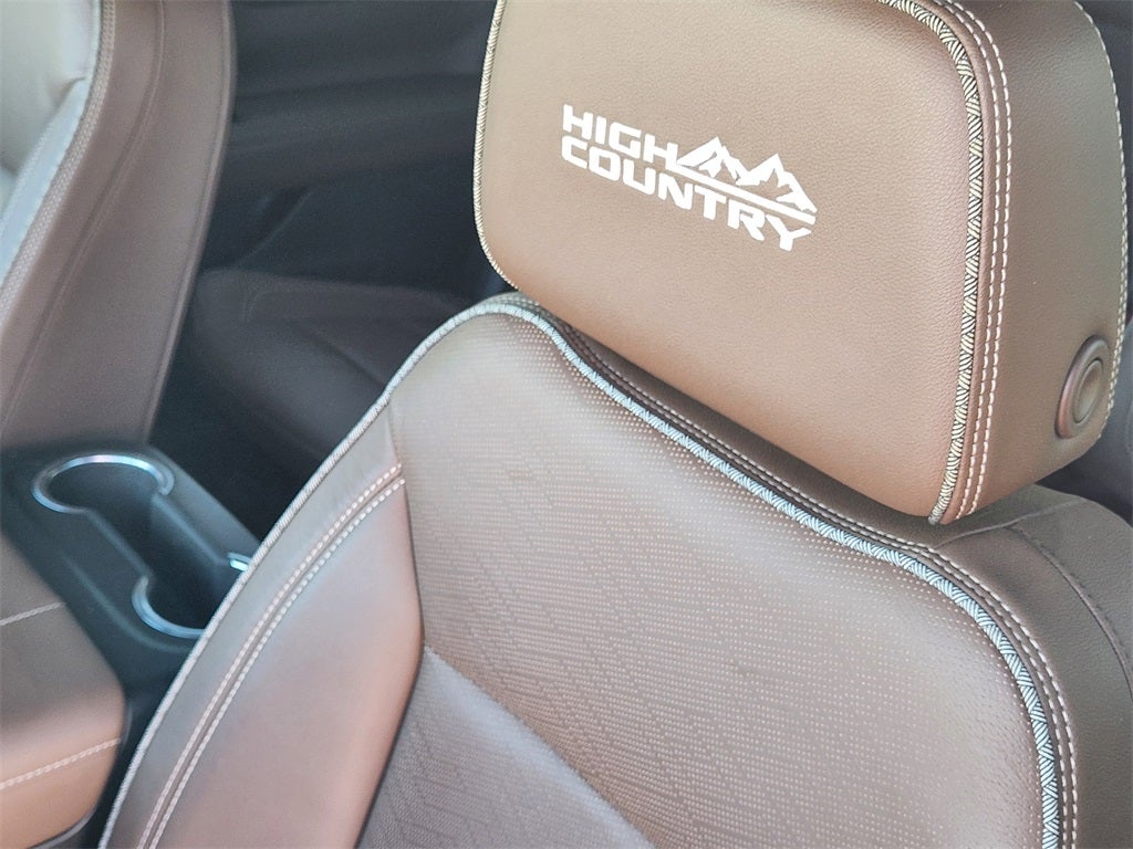 2023 Chevrolet Suburban 4WD High Country