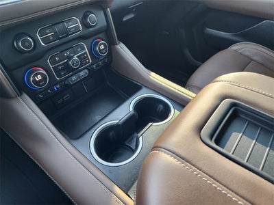 2023 Chevrolet Suburban 4WD High Country