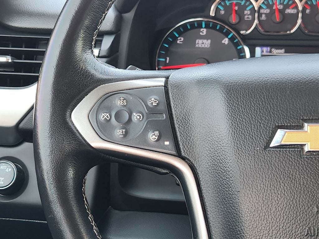 2020 Chevrolet Suburban 4WD LT