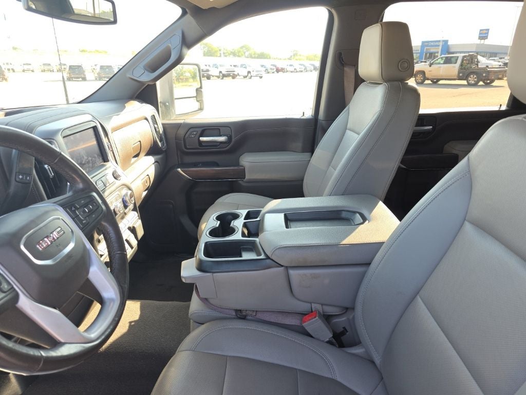 2022 GMC Sierra 2500HD 4WD Crew Cab Standard Bed SLT