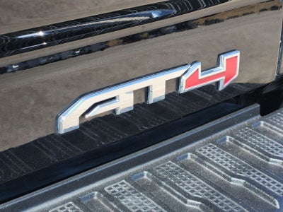 2023 GMC Sierra 2500HD 4WD Crew Cab Standard Bed AT4