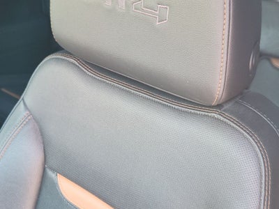 2023 GMC Sierra 2500HD 4WD Crew Cab Standard Bed AT4